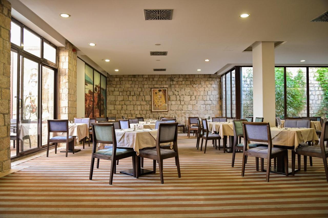 ראב Hotel International מראה חיצוני תמונה